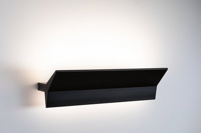 Sort metal væglampe med indirekte lys til moderne opholdsrum og LED-belysning