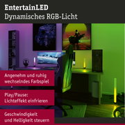 Modernes Gaming-Setup mit dynamischem RGB-LED-Licht in wechselnden Farben für Atmosphäre