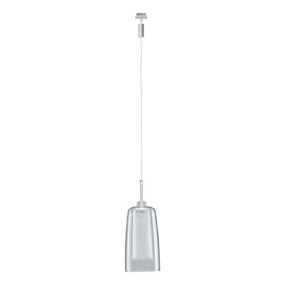 Moderne pendel med klart glas og sølvfarvet metal, perfekt til stilfuld indendørs belysning.