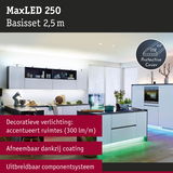MaxLED 250 LED-verlichtingsset 2,5 m met afneembare coating en decoratieve accentverlichting in moderne keuken