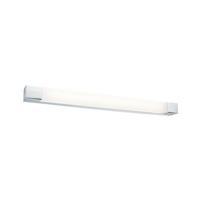 Moderne LED-wandlamp met chromen metalen frame en witte diffuser voor woonruimtes
