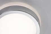 Plafonnier rond avec diffuseur blanc et cadre métallique chromé pour éclairage moderne