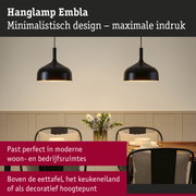 Zwarte metalen hanglamp Embla met minimalistisch design boven eettafel in moderne ruimte