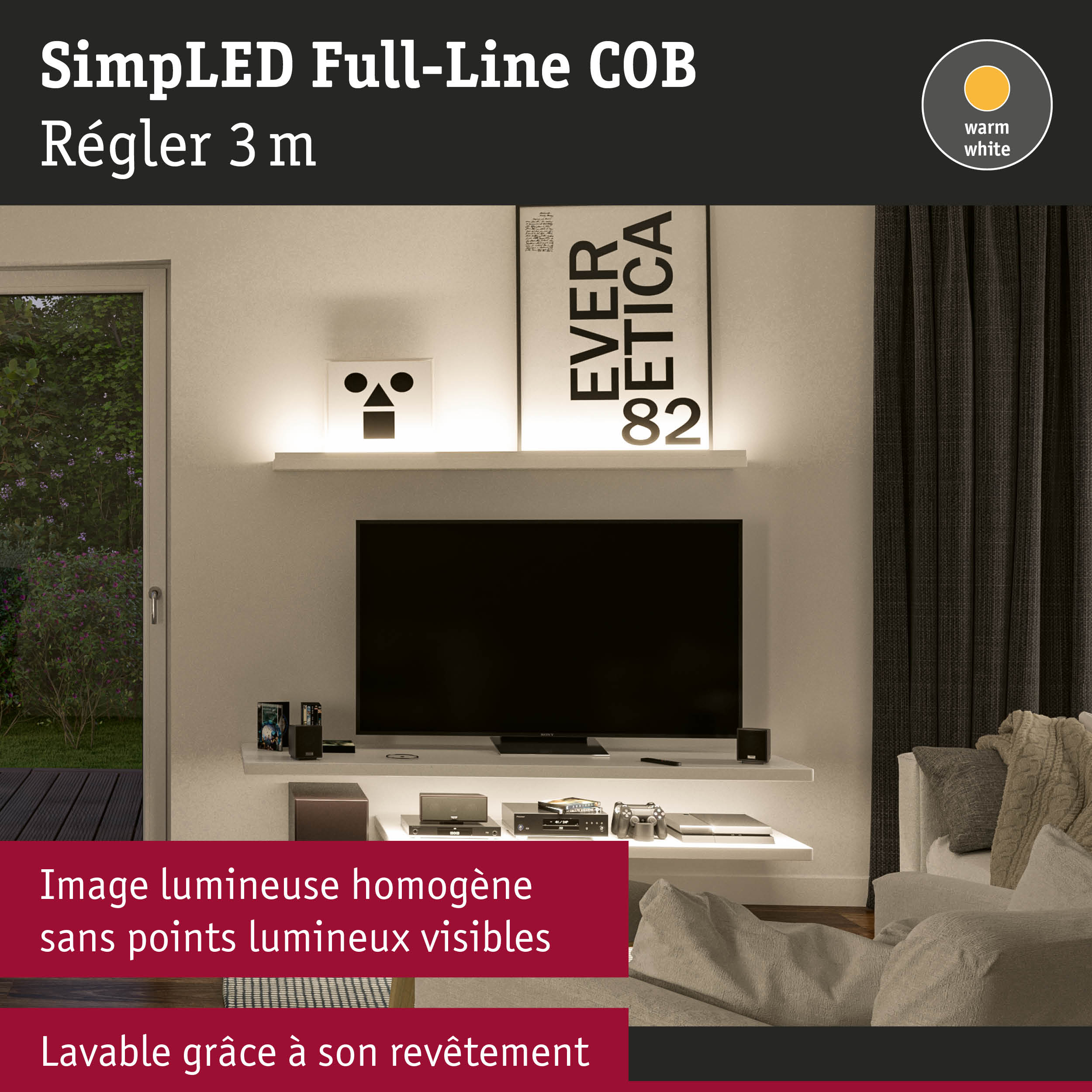 Salon avec TV et étagère éclairée par lumière LED blanc chaud pour un éclairage homogène