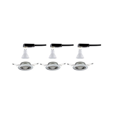 Drie witte GU10 LED-lampen met zilveren inbouwframes voor moderne plafondspots