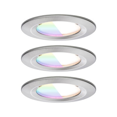 Drei runde Einbaustrahler aus gebürstetem Aluminium mit dimmbarer LED und Farbwechselfunktion