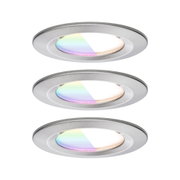 Drei runde Einbaustrahler aus gebürstetem Aluminium mit dimmbarer LED und Farbwechselfunktion