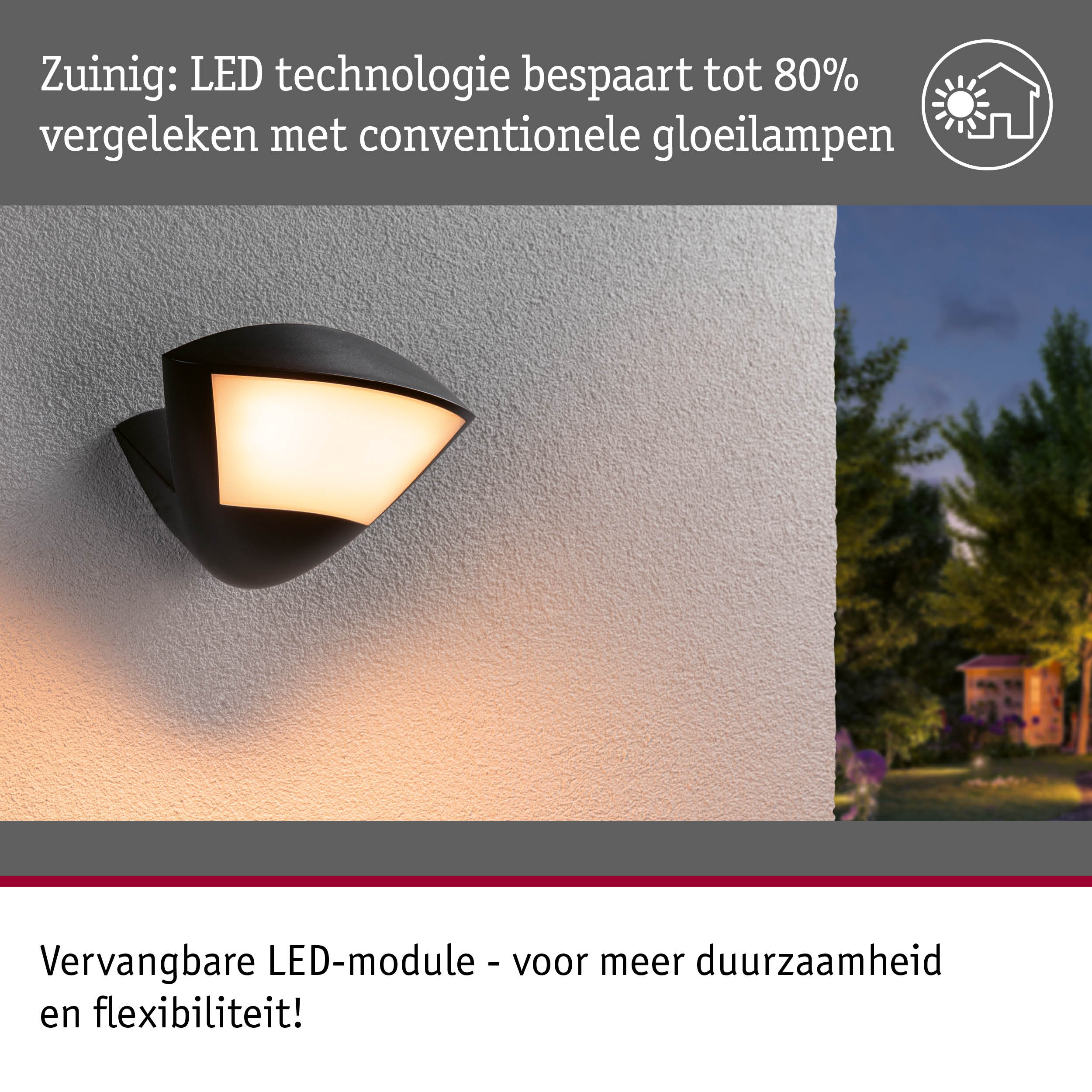 Zwarte LED-buitenwandlamp met warm wit licht aan witte muur, energiezuinige verlichting