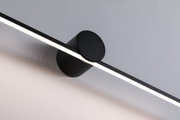 Schwarze LED-Wandleuchte aus Metall mit langem, schmalem Leuchtstreifen für moderne Innenbeleuchtung