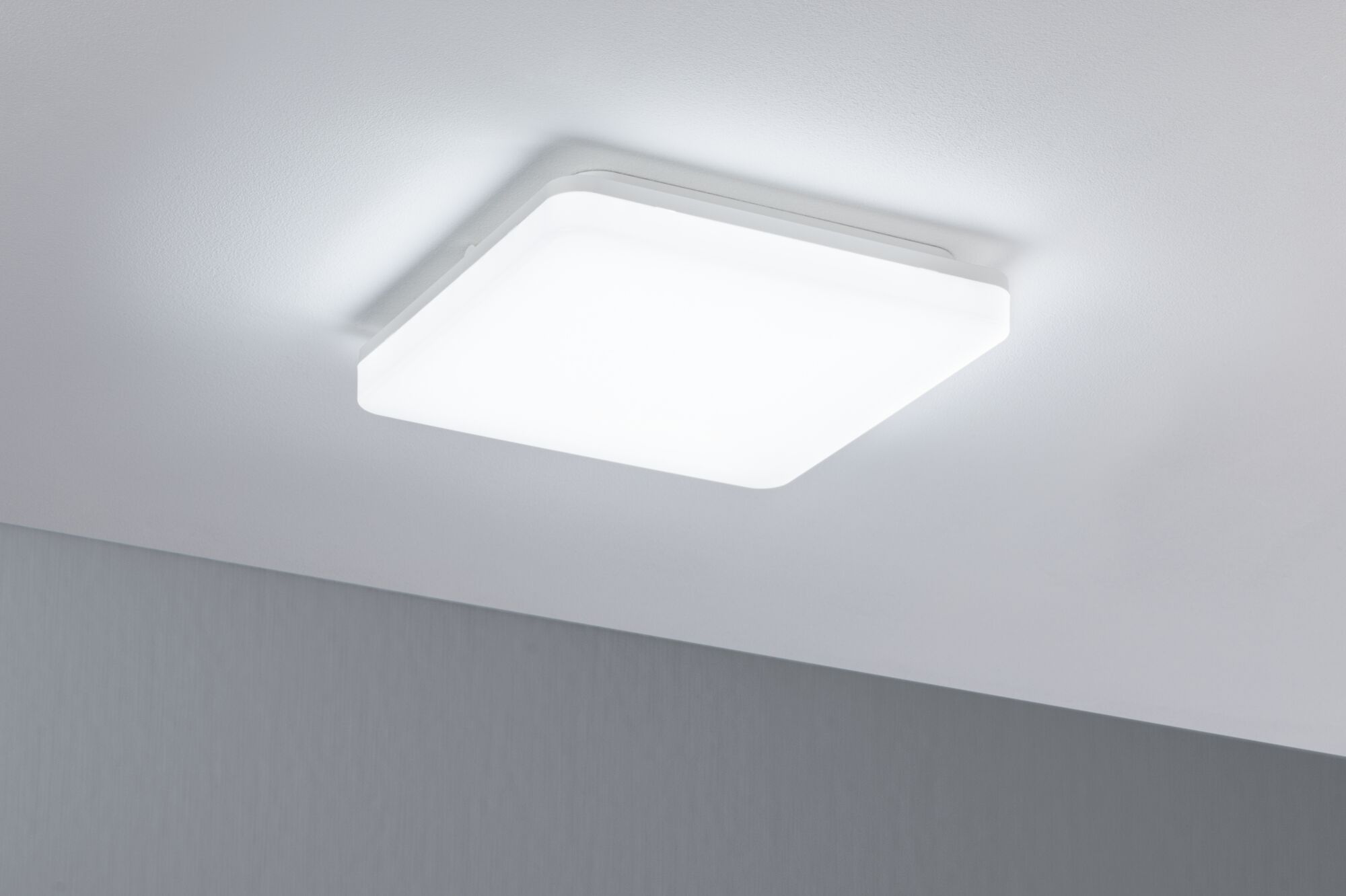 Quadratische weiße LED-Deckenleuchte mit mattem Diffusor für modernes Raumlicht