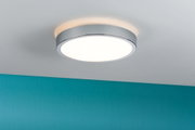 Runde Deckenleuchte mit Chromrand und warmweißem LED-Licht, modernes Design für Wohnräume
