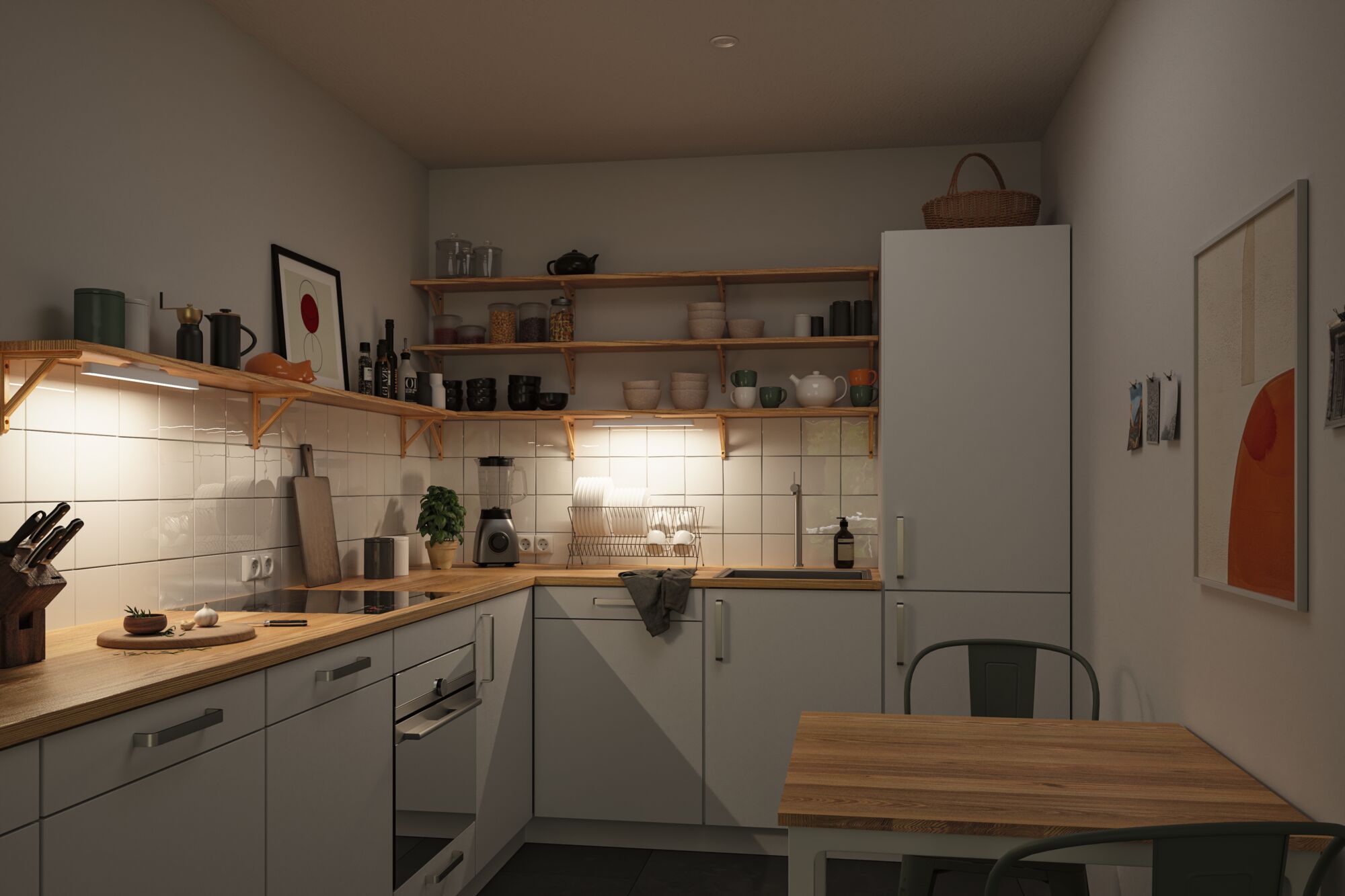 Moderne Küche mit weißen Schränken, Holzarbeitsplatten und warmweißer LED-Unterbauleuchte für Arbeitsflächenbeleuchtung.
