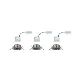Trois spots encastrés ronds en acier inoxydable brossé avec modules LED blancs et câbles de connexion