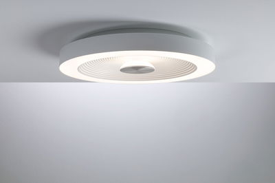Plafonnier LED rond blanc au design moderne avec éclairage indirect pour espaces de vie.