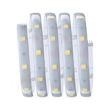 Fleksibel LED-strip med hvide LED'er og selvklæbende bagside til alsidig belysning.