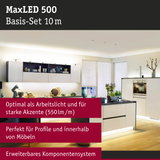 Moderne weiße Küche mit MaxLED 500 Basis-Set 10 m LED-Beleuchtung für Arbeitslicht und Akzente
