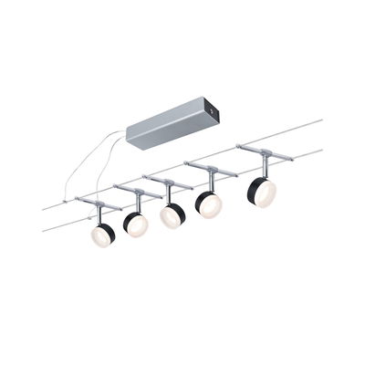 Moderne Seil-Lichtleiste mit fünf schwarzen LED-Strahlern und silbernem Trafo für flexible Beleuchtung