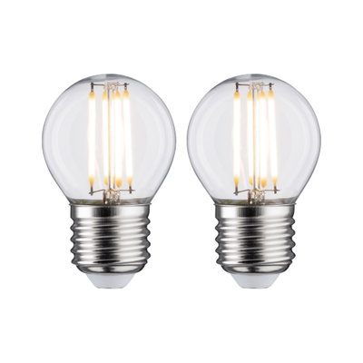 Zwei LED-Glühbirnen mit klarem Glas und silbernem Sockel, energiesparende Leuchtmittel für Zuhause.