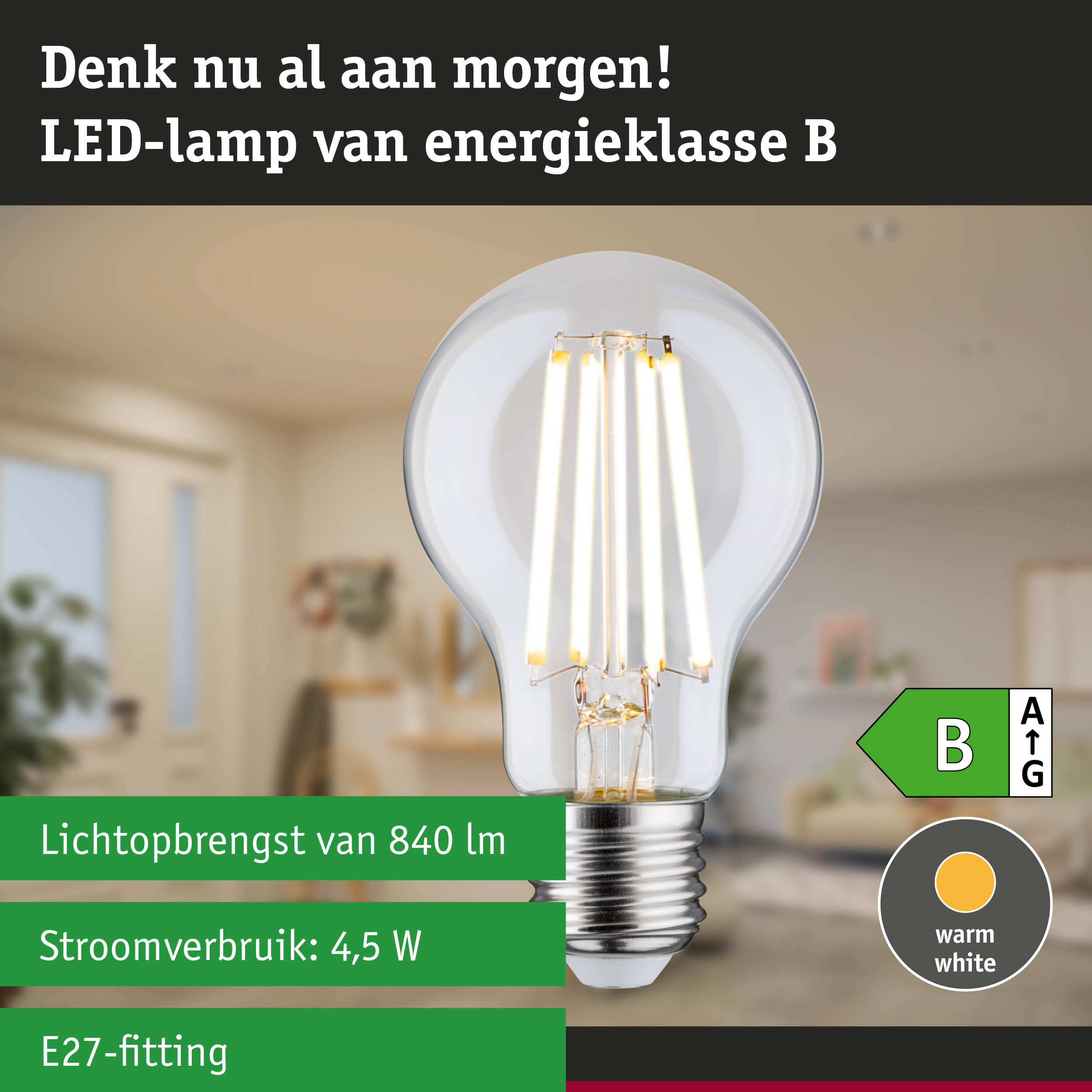 Transparante LED-lamp met warm wit licht en ultra-efficiënt energieverbruik tegen groene bosachtergrond