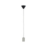 Minimalistische Pendelleuchte aus grauem Beton mit weißem Kabel für moderne Wohnräume
