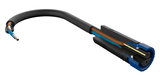 Schwarzes Kabel mit braunen und blauen Kupferleitern und blauem Steckverbinder für Elektroanschluss.