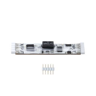 Elektronische LED-Verbindungskarte mit weißen Steckern und fünf goldenen Pins für Lichttechnik