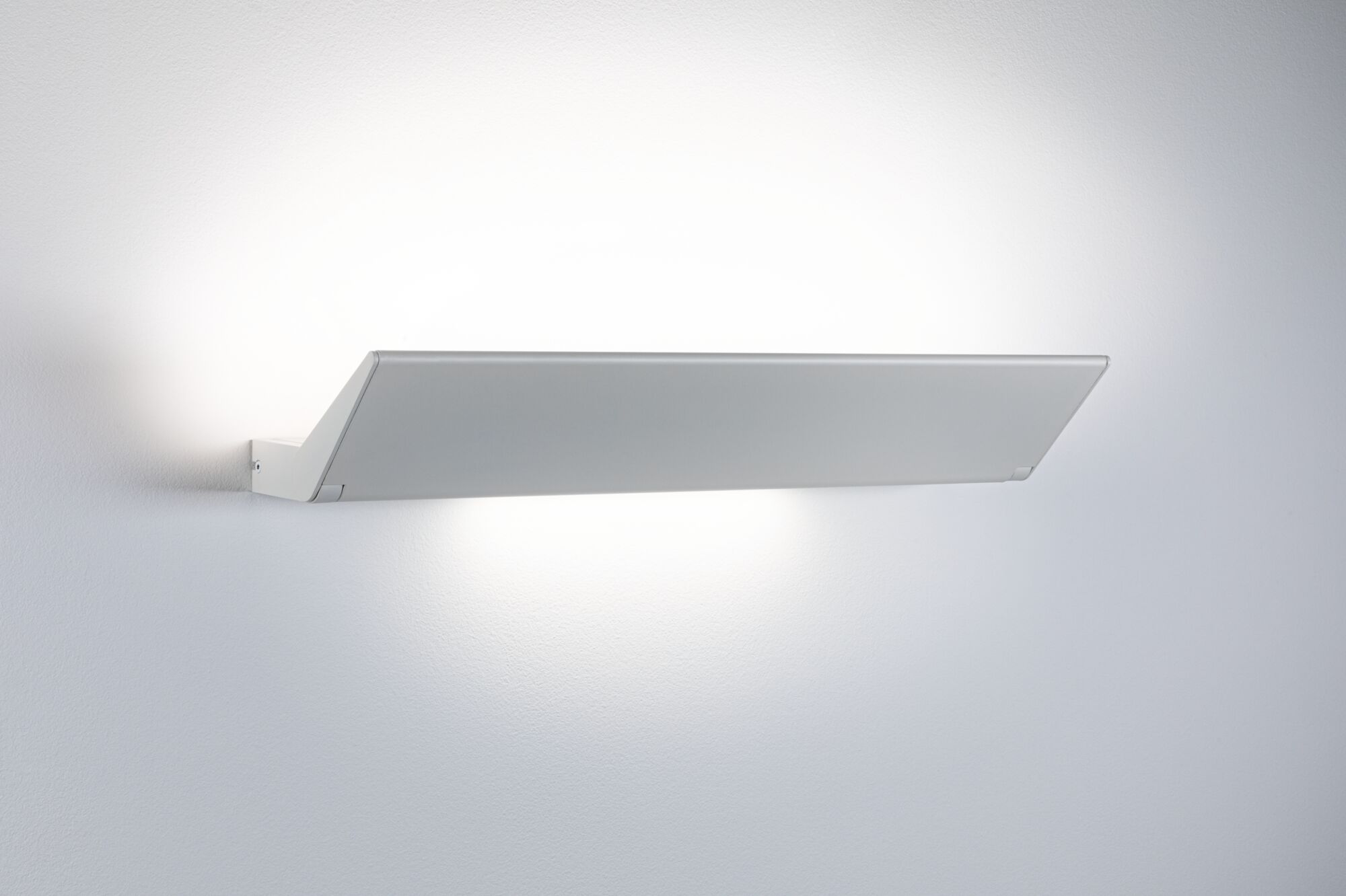 Moderner weißer LED-Wandleuchter aus Metall mit indirektem Licht für Wohnräume und Flure