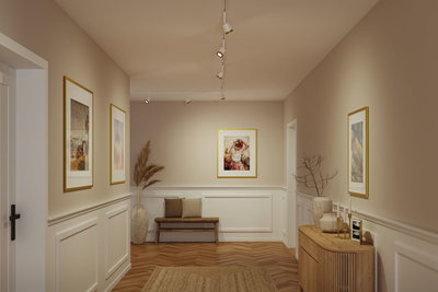 Oplyst gang med hvide vægge, træbænk, tæppe og moderne varm beige LED-skinnebelysning.