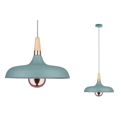 Suspension en métal bleu avec détails en bois et cuivre, éclairage moderne pour intérieur.