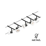 Schwarzes Seilsystem mit fünf verstellbaren weißen LED-Strahlern für moderne Raumbeleuchtung.