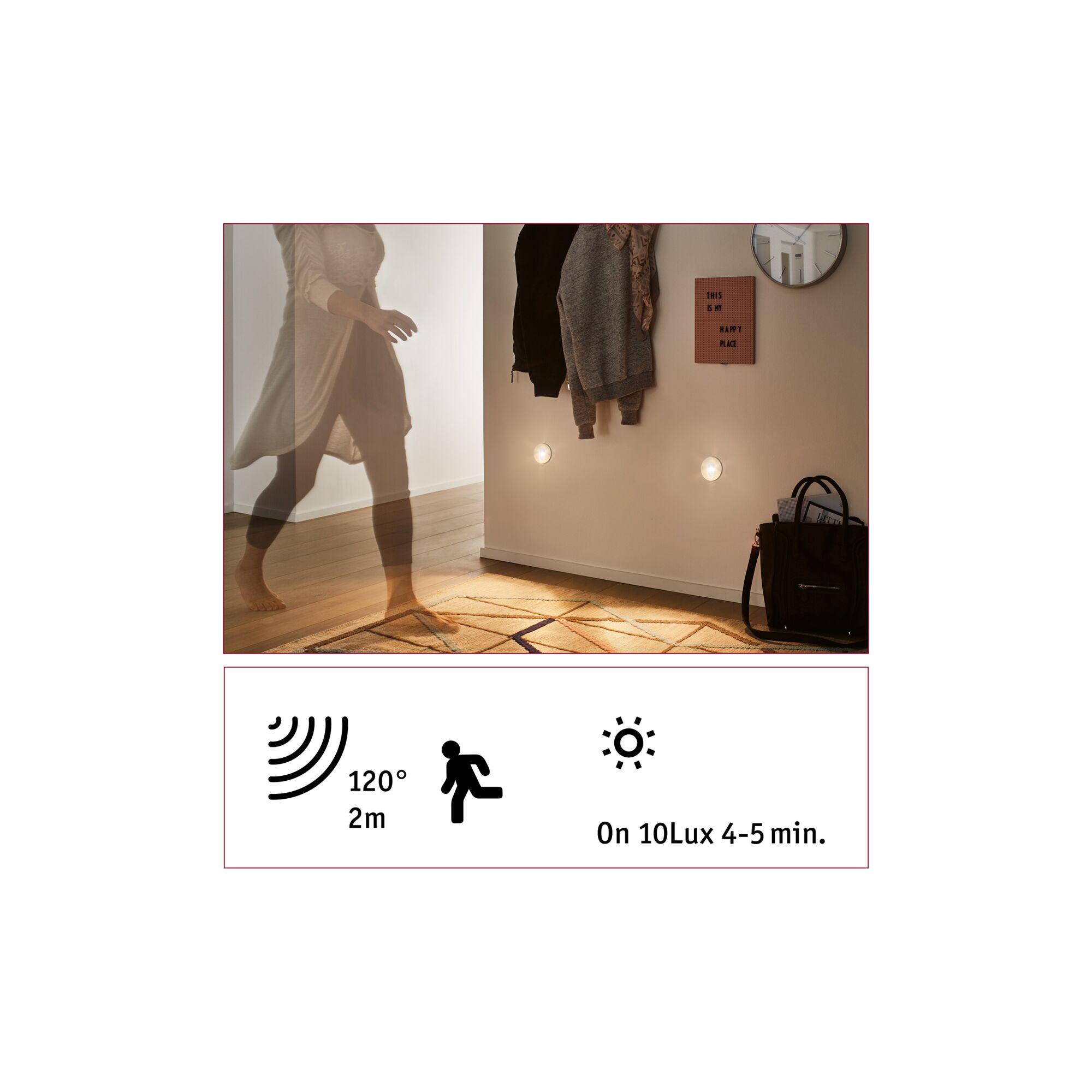 Bewegingssensor wandlamp met 120° detectiehoek en 2 m bereik, warm wit LED-licht in hal.