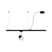 Schwarzes LED-Schienensystem mit verstellbarem Spot und silbernen Details für moderne Raumbeleuchtung