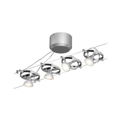 Suspension à câble moderne avec quatre spots LED chromés réglables pour un éclairage polyvalent.