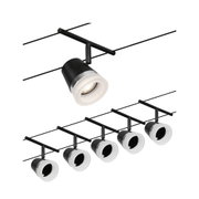 Schwarzes Seilsystem mit fünf verstellbaren LED-Strahlern und weißem Diffusor für moderne Raumbeleuchtung