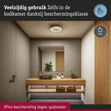 Moderne badkamer met houten wastafelmeubel en IP44 plafondlamp met spatwaterbescherming
