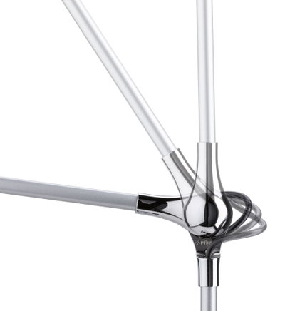 Bras de lampe réglable en métal argenté avec articulation brillante pour éclairage flexible