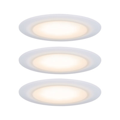 Drei weiße LED-Einbauleuchten mit warmweißem Licht für energiesparende Raumbeleuchtung