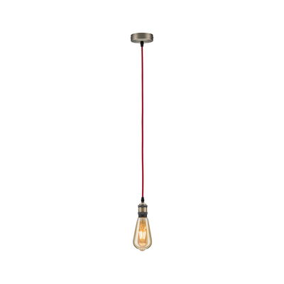 Hanglamp met rode stoffen kabel en vintage gloeilamp met warm licht voor stijlvolle verlichting