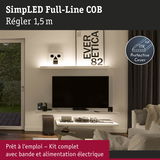 Salon avec bande LED Full-Line COB blanc chaud sous étagère TV et murale, design moderne