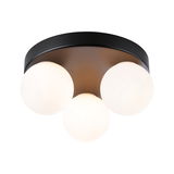 Loftlampe med tre hvide glasglobuser og sort metalbase til moderne belysning