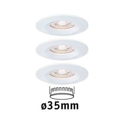 Tre hvide LED-indbygningsspots med 35 mm diameter til energieeffektiv belysning