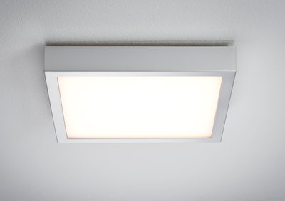 Quadratische LED-Deckenleuchte in Aluminiumfarben mit warmweißem Licht für moderne Innenräume