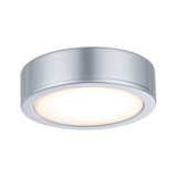 Plafonnier LED rond en métal argenté avec lumière blanc chaud pour éclairage intérieur moderne.