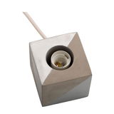 Moderne kubus lampenhouder van grijs beton met textielkabel voor LED-verlichting