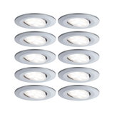 Set van tien ronde zilverkleurige aluminium LED-inbouwspots met warm wit licht voor woonruimtes.