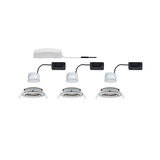 Trois spots encastrés LED blancs avec drivers noirs et boîtier de connexion blanc pour éclairage moderne